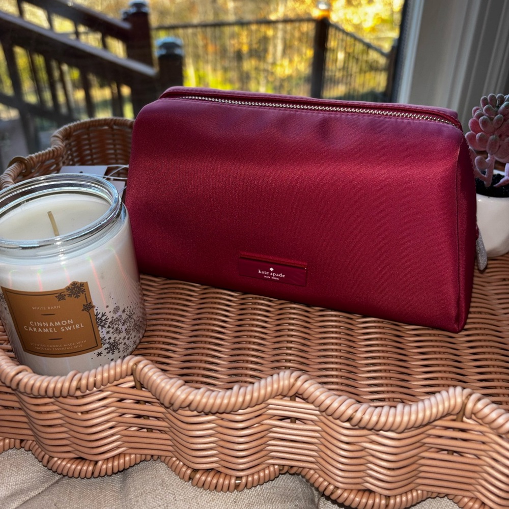 Kate Spade 💗 - Picture 4 of 7